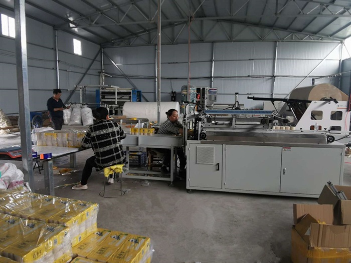 三米全自動(dòng)衛(wèi)生紙生產(chǎn)線(xiàn)